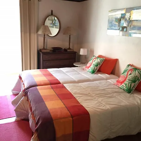 Quinta Rosas كابيلاس